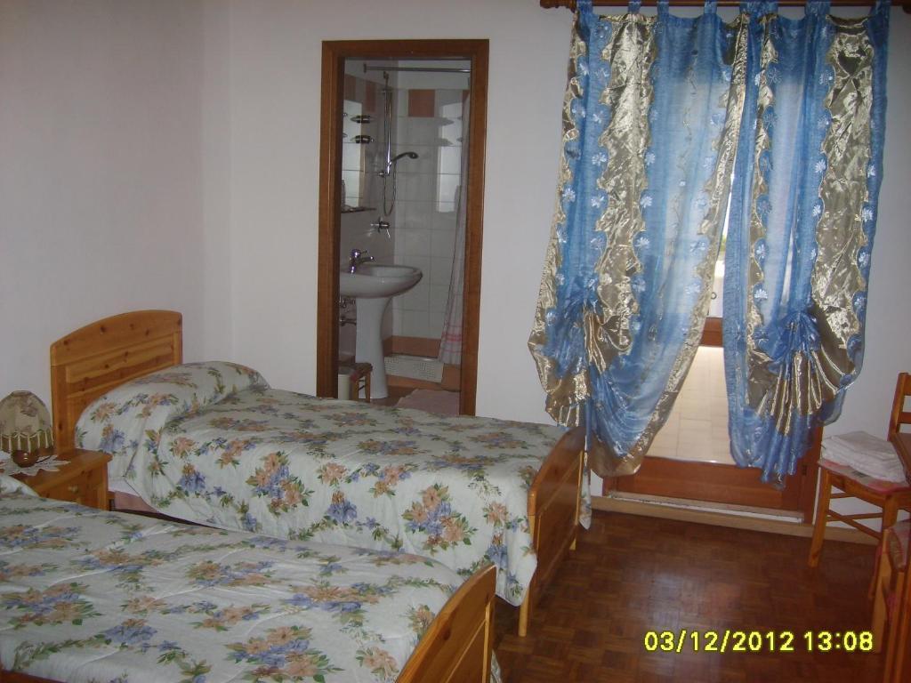 Antico Albergo Sant'Antonio Fonzaso Rum bild